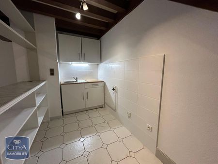 Location Appartement 3 pièces 53m² CHALON SUR SAONE 71100 - Photo 4