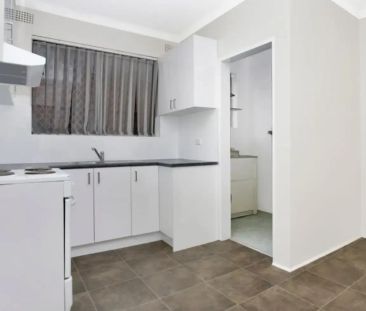 2 Bedroom unit in prime location - Photo 1