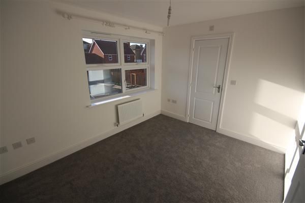 2 bedroom semi-detached house to rent - Photo 1