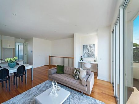 3/228 Victoria Road, Northcote VIC 3070 - Photo 4
