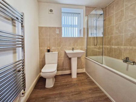 2 bedroom apartment to rent - Photo 3