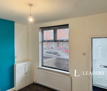 2 bedroom house to rent Gresty Terrace, Crewe, Cheshire, CW1 - Photo 2