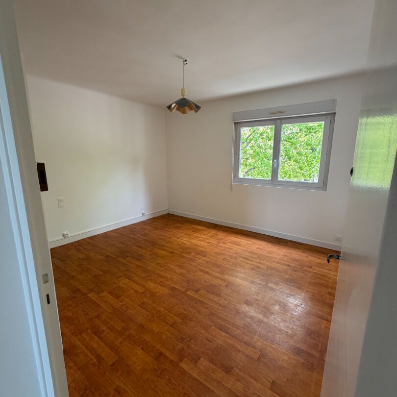 Location Appartement 3 pièces 76m² - Photo 1