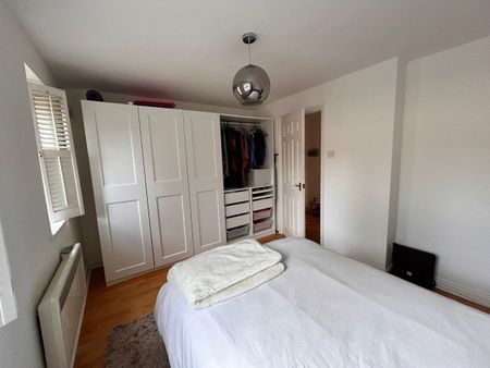 1 Bed Flat, Ferguson Close, E14 - Photo 4