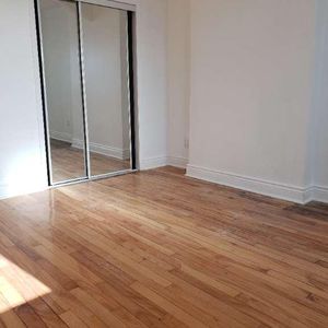 Charmant 3 ½ au coeur de Parc-Extension/Villeray - Photo 2