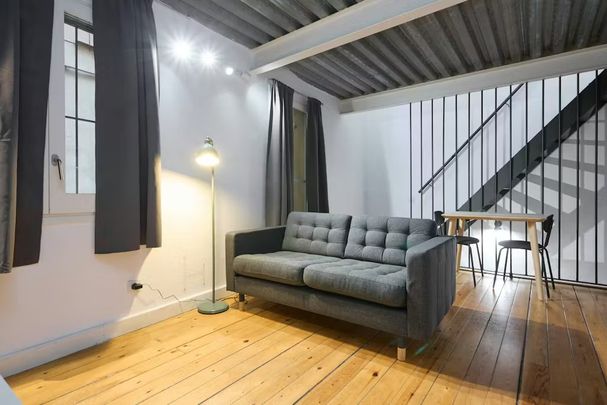 Carrer dels Ocells, Barcelona, Catalonia 08003 - Photo 1