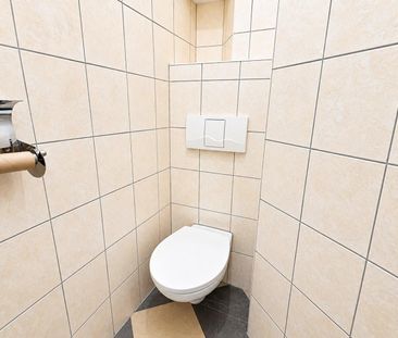 Traumhafte 4 Zimmer Wohnung mit separater Küche in der Lindengasse - Photo 4