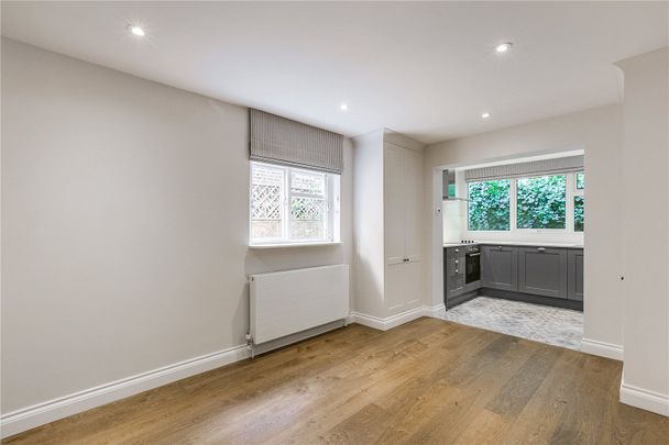 Burnthwaite Road, Fulham Road North, SW6 - Photo 1
