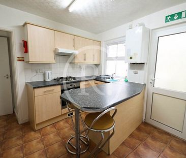 1 Bed - Trefechan, Aberystwyth, Ceredigion - Photo 5