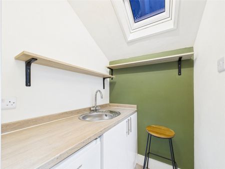 Lower Regent Street, Beeston, Nottingham, NG9 - Photo 5