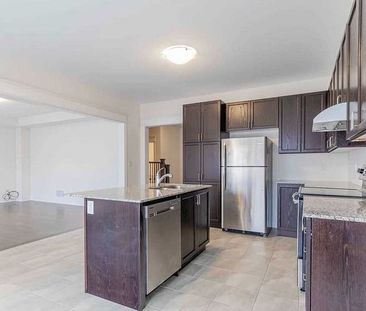 For Lease - 69 Walter Tunny Crescent, East Gwillimbury, Ontario - Photo 4