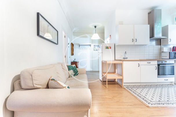 Valencia Capital - Photo 1