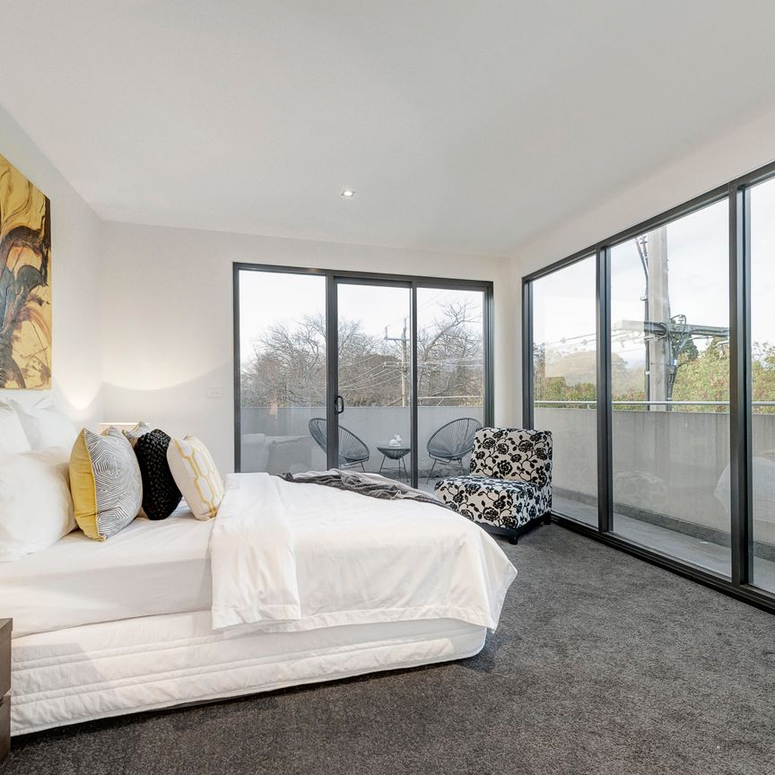 1/1349 Toorak Road, Camberwell VIC 3124 - Townhouse For Rent | Domain - Photo 1