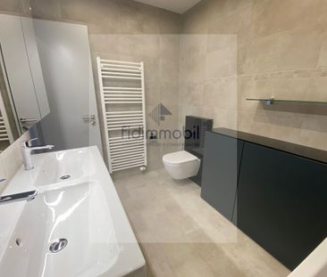 FULLY RENOVATED APARTMENT WITH STUNNING LAKE VIEWS - Foto 6