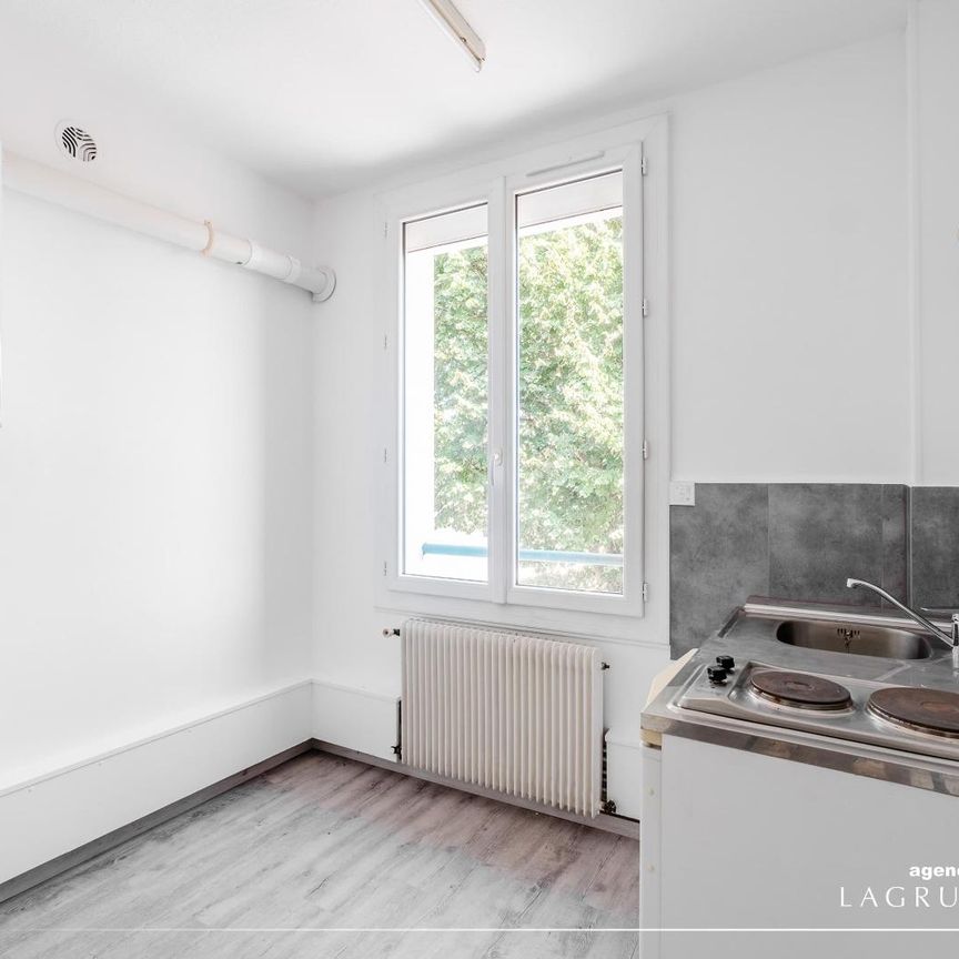Location Appartement 1 pièce 22m² VICHY 03200 - Photo 1