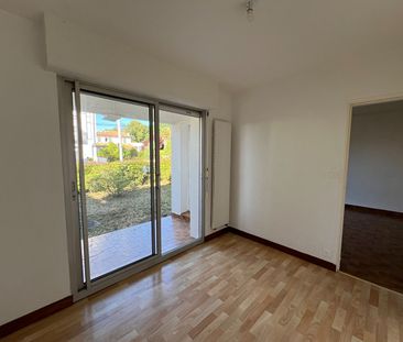 Location Appartement 2 pièces 33m² - Photo 4