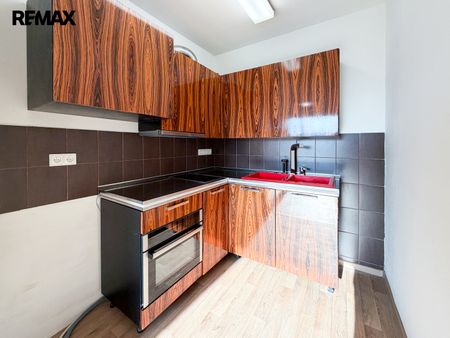 Pronájem bytu 2+kk v osobním vlastnictví 43 m², Komárov - Photo 3