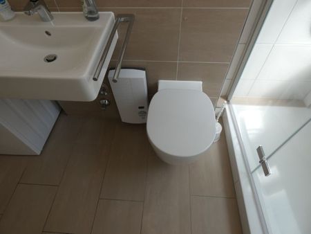 ** Modernisierte 2-Zi-Wohnung mit Balkon sucht neuen Bewohner ** - Photo 4