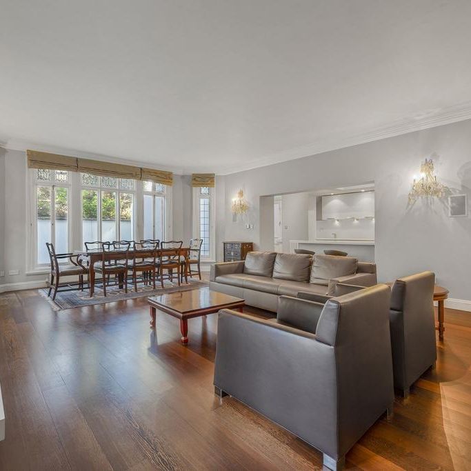 3 bedroom apartment to rent - Photo 1