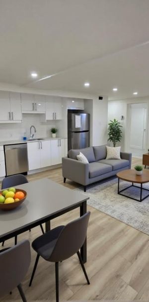 4 1/2 rénové à louer - Ahuntsic - 5 Électros - Photo 1