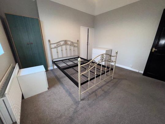 Apt 3, 66 Wellington Park, Belfast, BT9 6DP - Photo 1