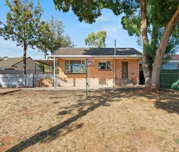 Charming 3-Bedroom Family Home in Great Location - Photo 3