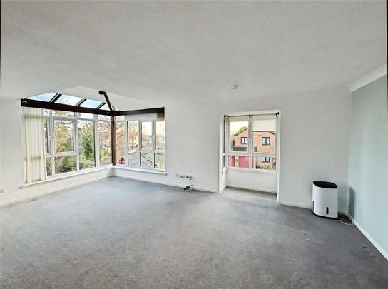 4 bedroom detached house to rent - Photo 1