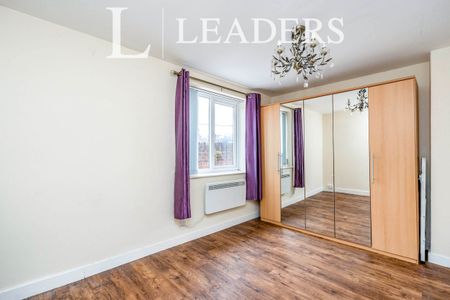 3 bedroom house to rent Adelaide Place, Fareham, PO16 - Photo 4