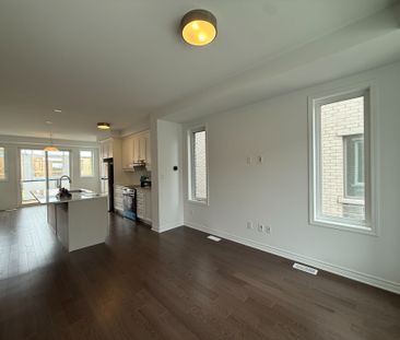 For Lease - 90 Avani Avenue, Markham, Ontario - Photo 6