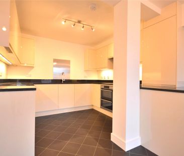 High Street, Horley, Surrey, RH6 - Photo 5