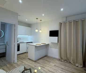 Appartement 2 pièces 25m2 REIMS 680 euros - Photo 2