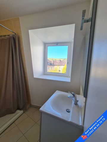 Location Appartement 3 pièces 72m² JOIGNY 89300 - Photo 4