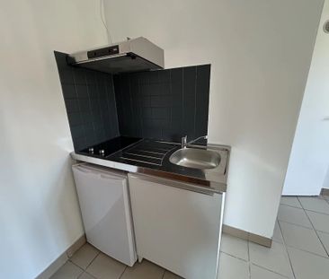 Location Appartement 1 pièce 21m² BOULOGNE SUR MER 62200 - Photo 4