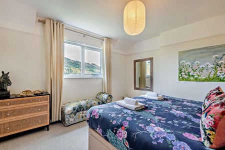 3 bedroom detached house to rent - Photo 5