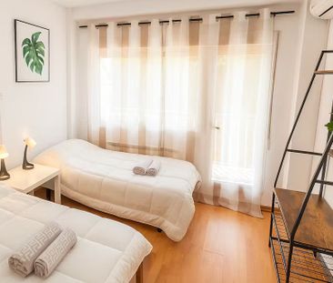 Calle del Doctor Fleming, Coslada, Community of Madrid 28821 - Photo 5