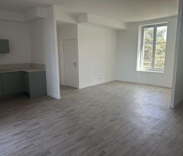 Location Appartement 4 pièces 91m² BLOIS 41000 - Photo 1