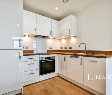 1 bedroom flat to rent - Photo 4