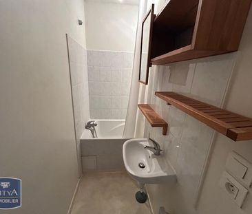 Location Appartement 3 pièces 47m² BOURGES 18000 - Photo 3