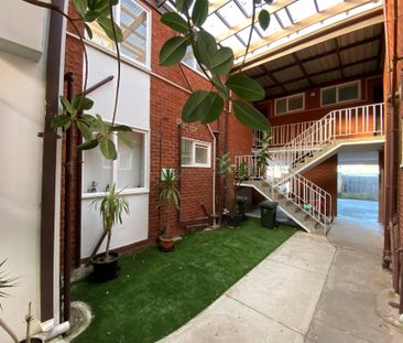 One Bedroom Apartment In A Quiet Location - Photo 3