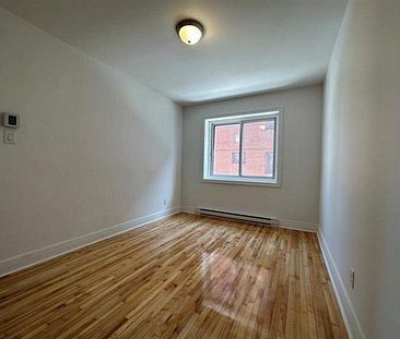 2 CH - 1 SDB - Montréal - $1,400 /mo - Photo 1