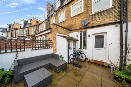 2 bedroom terraced house to rent - Photo 4