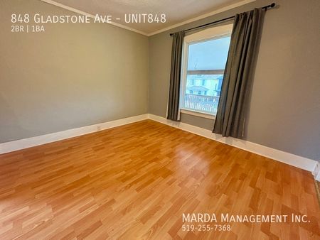 848 Gladstone Ave - UNIT848 - Photo 4