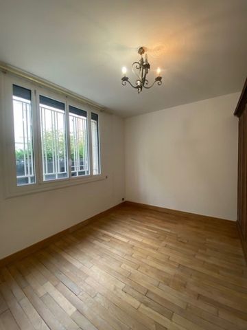 Appartement • Saint James-Général Koenig - Photo 2