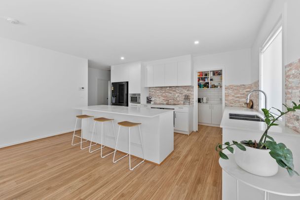 11 Keith Bain Crest, Whitlam ACT 2611 - House For Rent | Domain - Photo 1