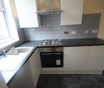 2 bedroom terraced house to rent - Photo 6