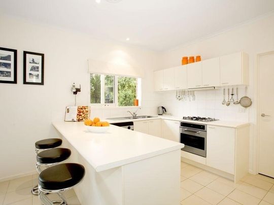 3-Bedroom Townhouse with Study in Prime Location - Photo 1