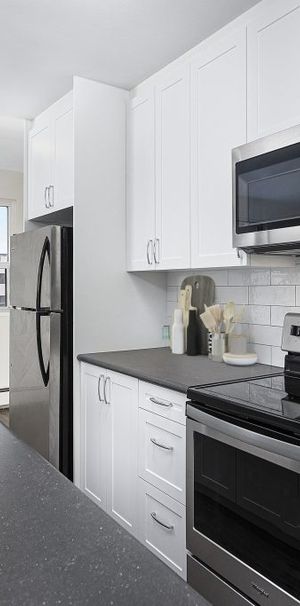 Highland Park Apartments - Photo 2