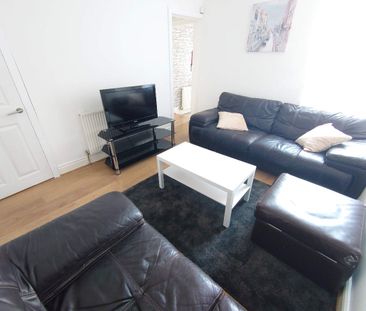 Finlay Street, Liverpool. - Photo 2