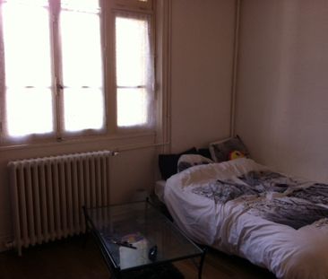 Location Appartement 1 Pièce 35 m² - Photo 1