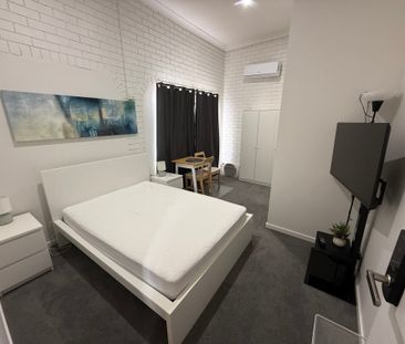 Sunshine West - Photo 2